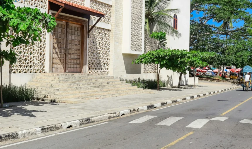 Mombasa Old Town Visitor’s Guide: Fort Jesus, Streets, Food and Respectful Exploring